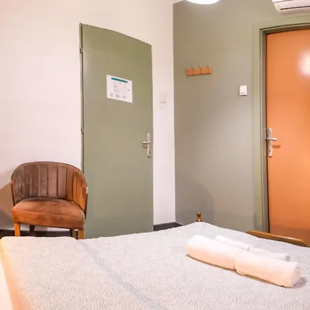 Gorski Vrt Motel Novi Sad