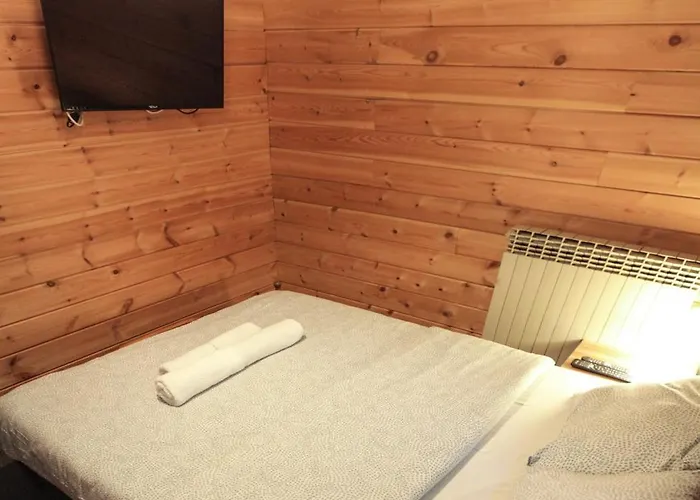 Gorski Vrt 2* Novi Sad